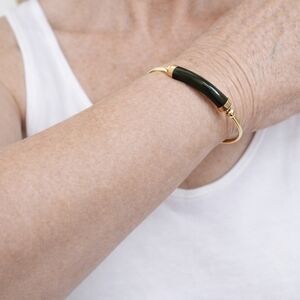 Natural Jade Bead Bracelet Gold Tone Bangle Minimalist Statement Jewelry